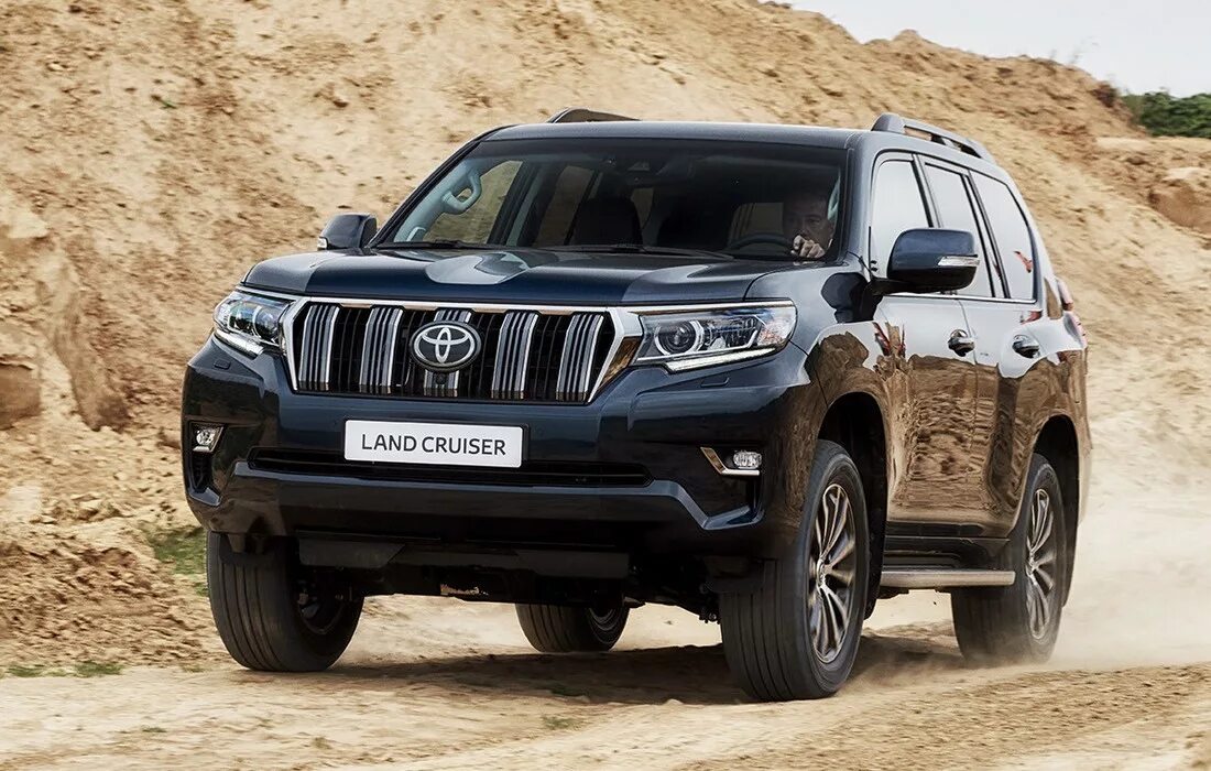 Купить прадо 2024 года. Toyota Land Cruiser Prado 150. Toyota Land Cruiser Prado 2018. Тойота Лэн Кузер Прадо 150. Тойота ленд Крузер Прадо 2017.