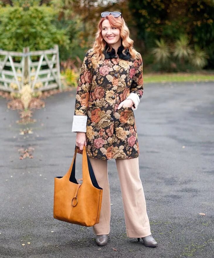 Одежда для женщин после 60. Мода эвелина хромченко 2020 для женщины 50 лет. Осенняя одежда для женщин после 50. Стильная одежда за 50. Модные осенние луки для женщин 50+.