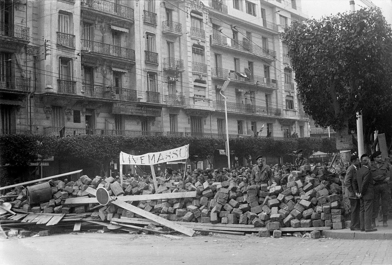 Потери франции в алжире. Восстание в Алжире 1954.