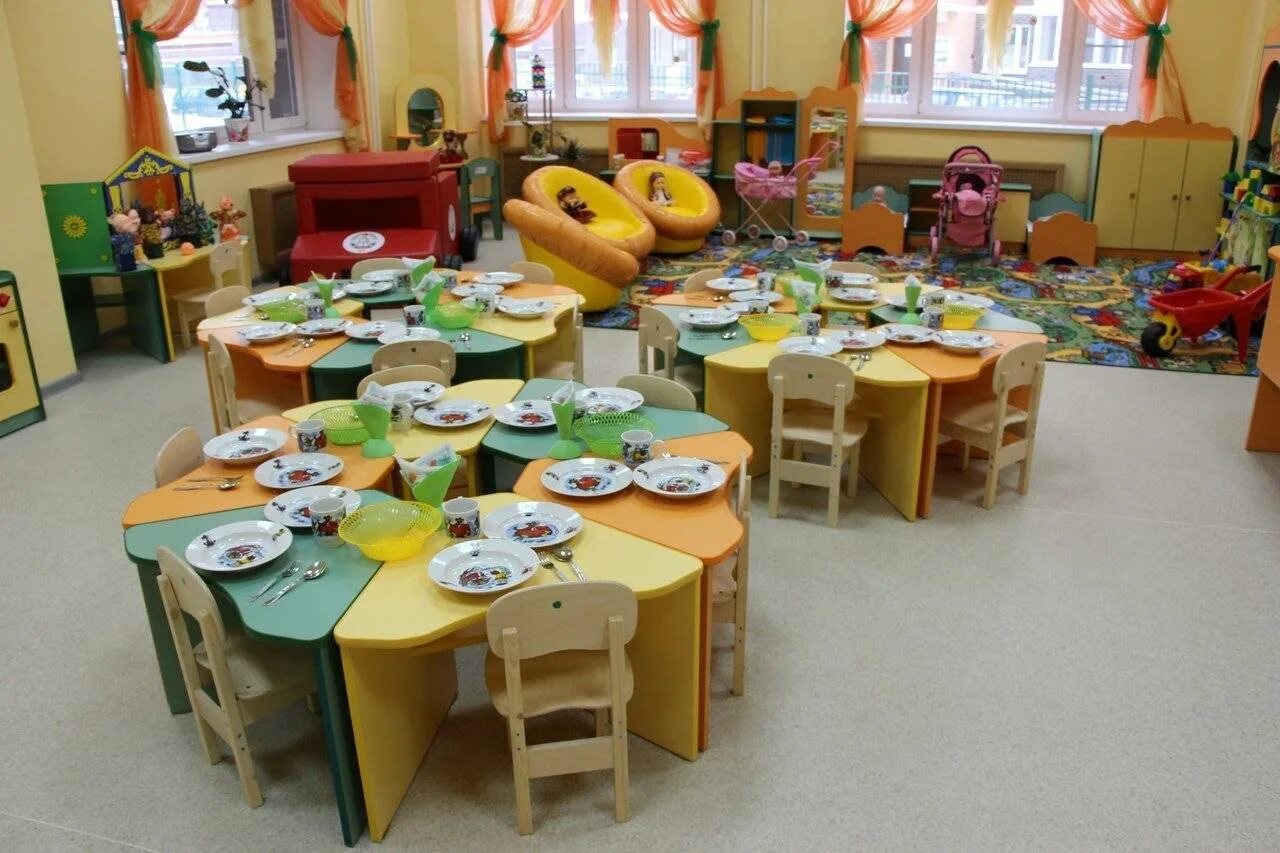Современная мебель для детского сада. Детский садик. Новая мебель в детский сад. Столы для детского сада. Мебель в ясли