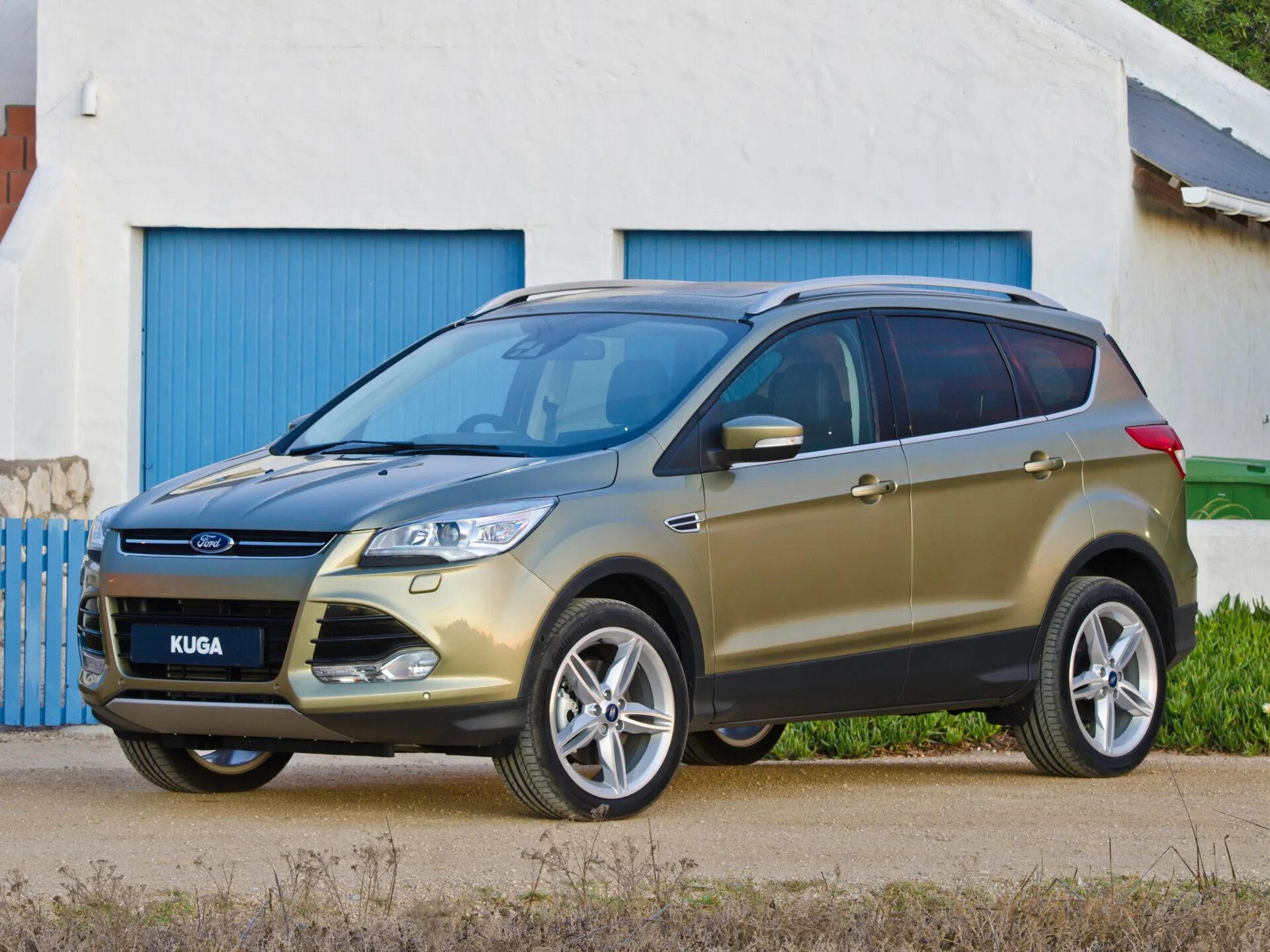 Форд куга москва. Ford Kuga 2 2013. Форд Куга 2 2013. Форд Куга 2013. Ford Kuga 2.5.