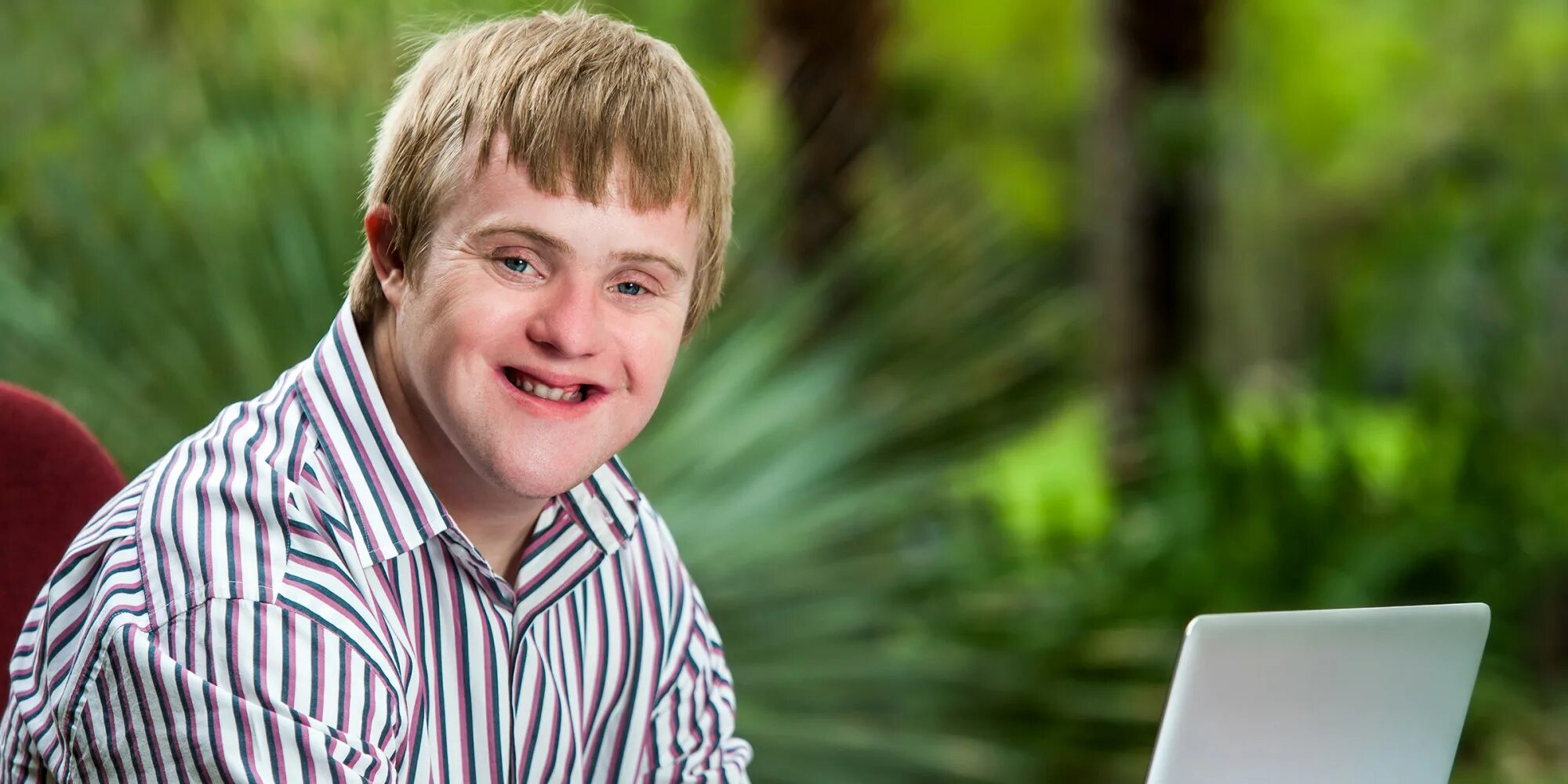 Аутизм у детей. Дети аутисты. Люди страдающие аутизмом. Люди страдающие аутизмом. Люди страдающие аутизмом.