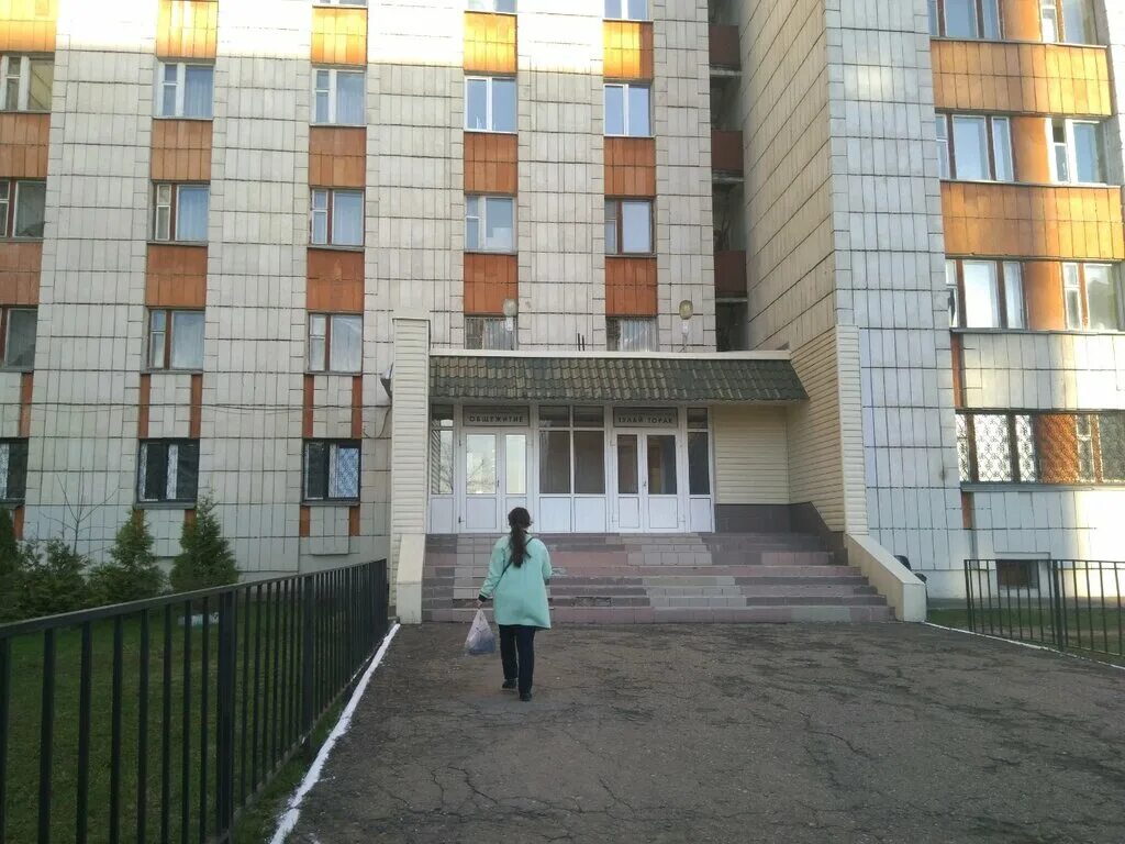 Общежитие филиал. Санкт-петербург общежитие обручева 21. Отдельская 232 славянск на кубани. Общежитие филиал. Вгик колледж общежитие.