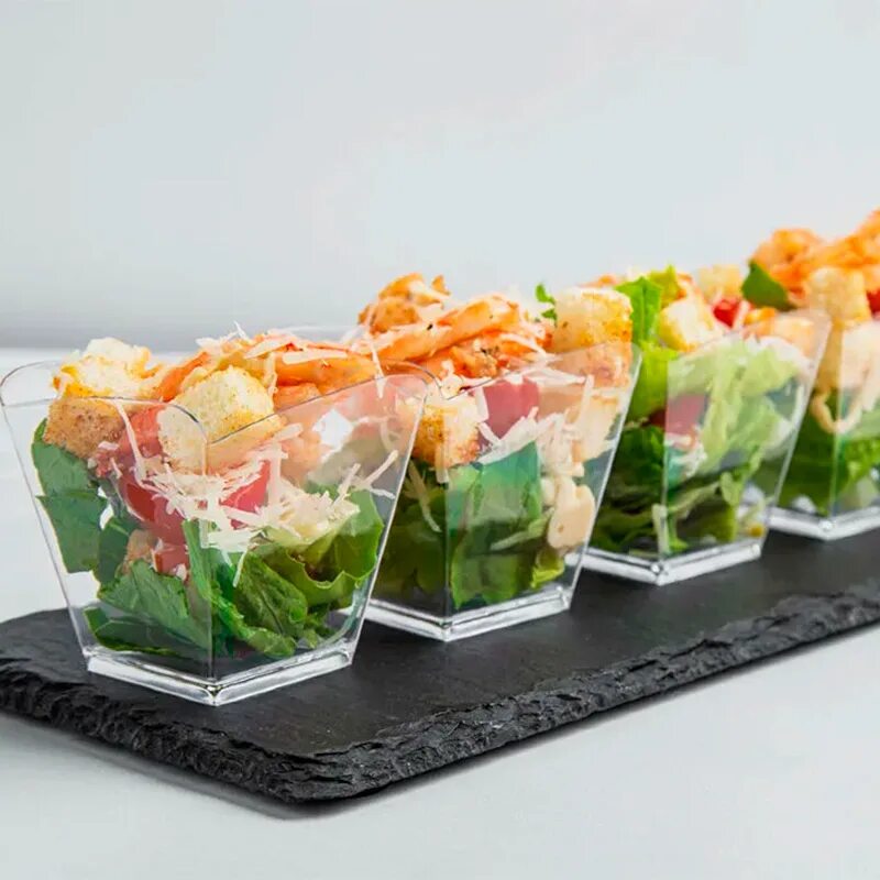 Салат в стакане. Салат - коктейль «оливье с креветками». Салаты в стаканчиках. Веррины. Веррины с оливье.