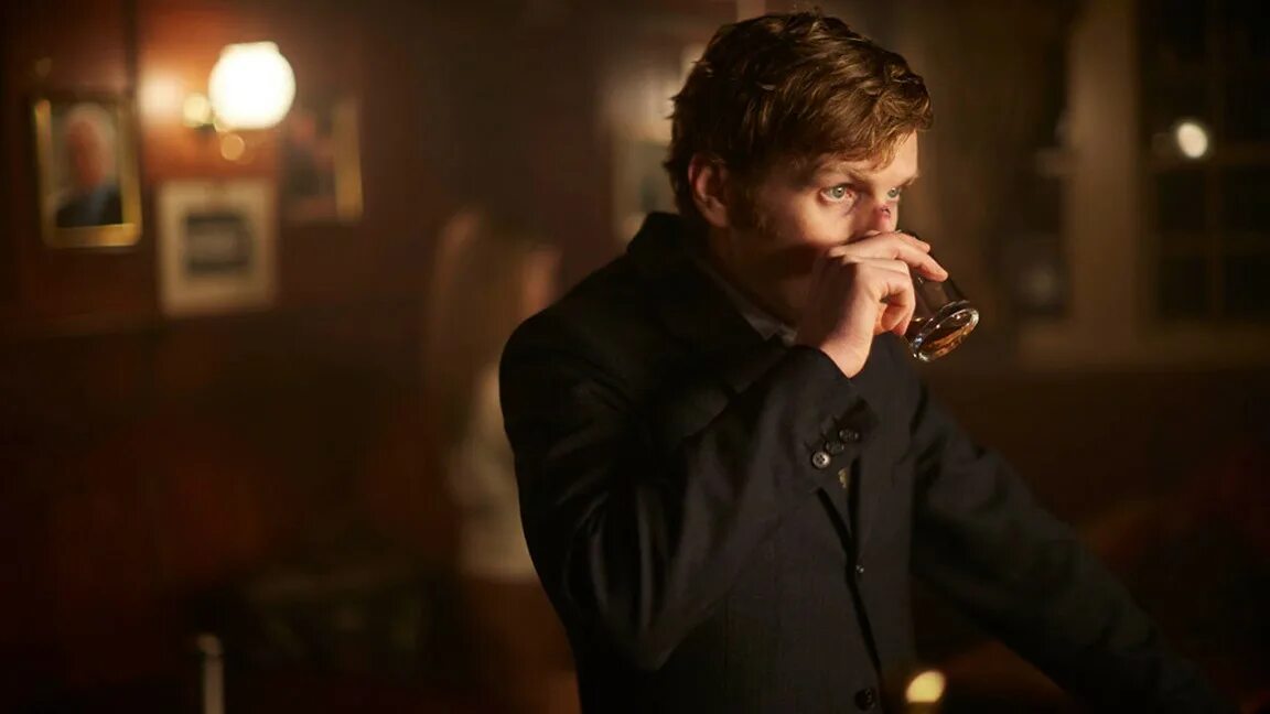 Детективы молодой морс. Детектив индевор. endeavour (с 2012). индевор морс.