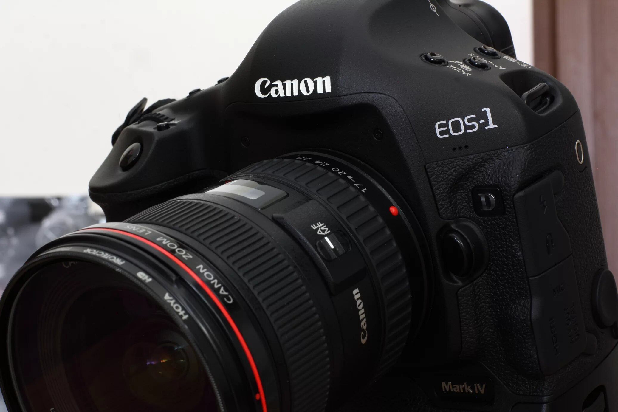 Canon eos 1d mark. Canon EOS-1d Mark IV. Canon EOS 1d Mark 3. Canon 1ds Mark 4.