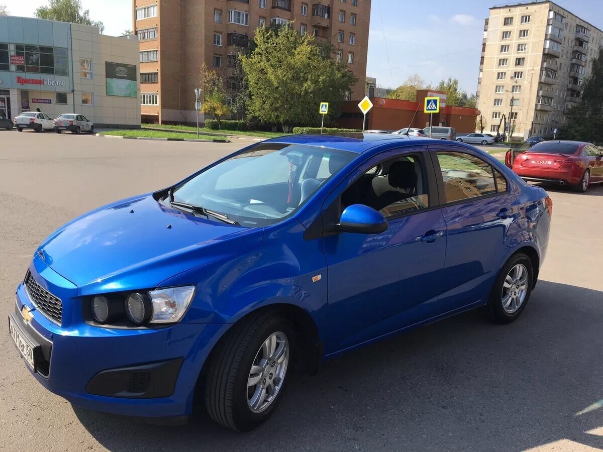 Купил авео 2012. Chevrolet Aveo 2012. Chevrolet Aveo 2012 седан. Chevrolet Aveo 2012 синий. Шевроле Авео 2012 синий седан.