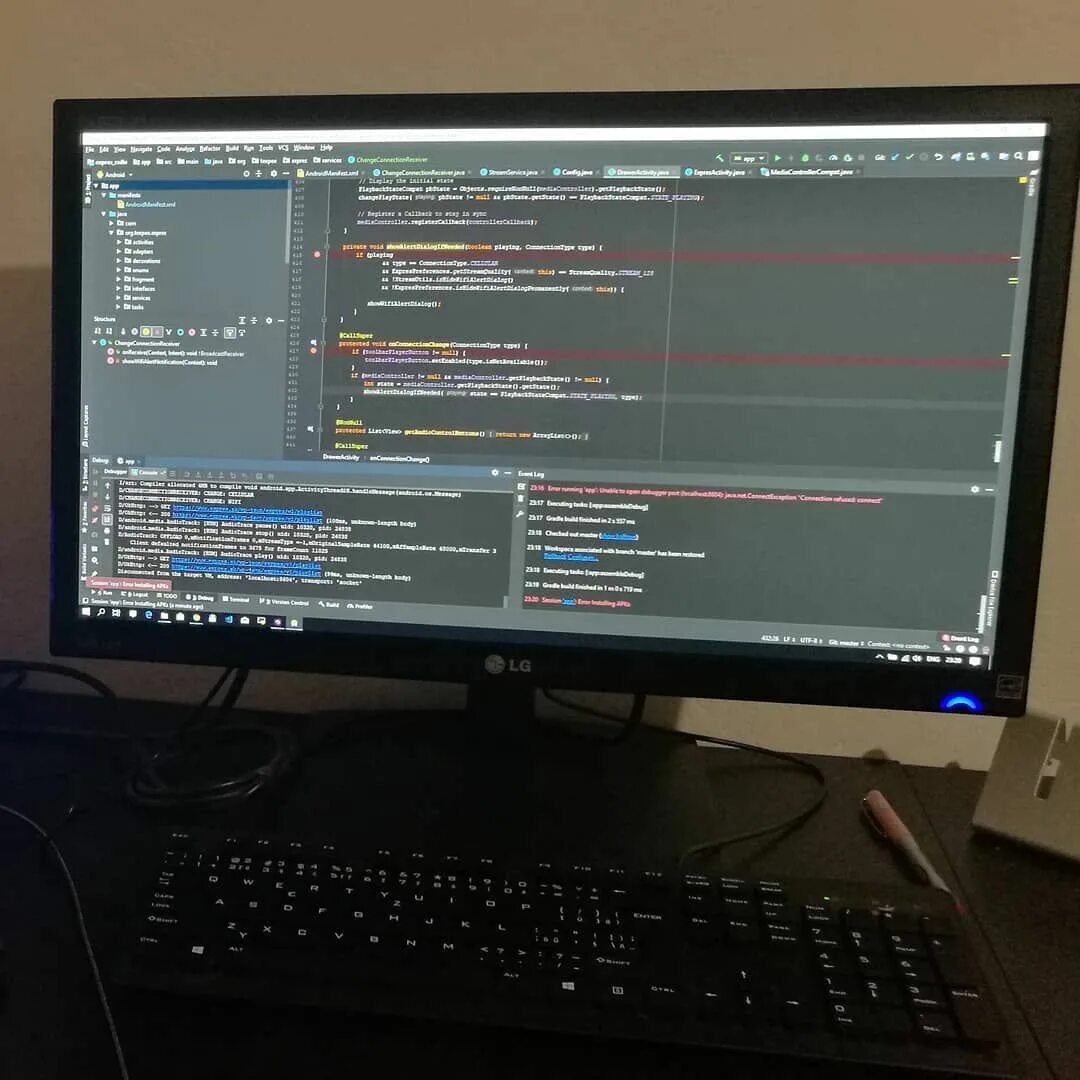 Программирование в линукс. Компьютер программирование. Системное программирование linux. Линукс для программистов. Программист linux.