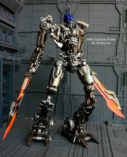 Optimus p