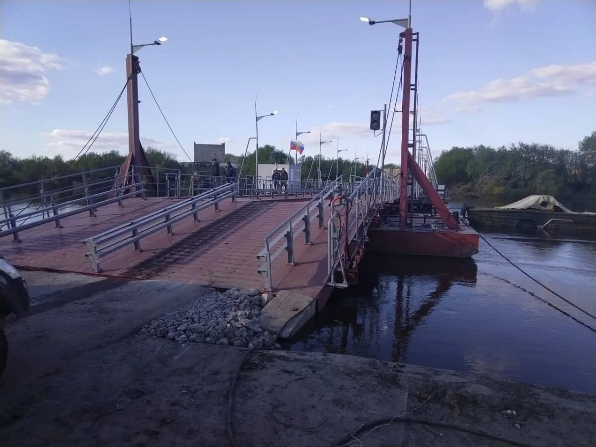 Мост шилово гремячье сейчас. Понтонный мост в Шилово. Понтонный мост через Дон в Воронеже Шилово. Новый Понтонный мост в Шилово Воронежской области. Понтонный мост Бирск.