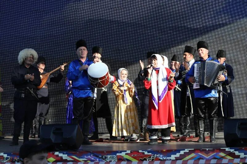 песенное творчество дагестанского народа-. фестиваль фольклора и традиционной культуры горцы 2019. горцы дагестана. фестиваль фольклора и традиционной культуры горцы пенза. народы дагестана аварцы.