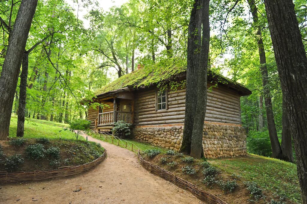 музей заповедник телефон. музей усадьба тригорское пушкинские горы. тарханы усадьба лермонтова. карабиха усадьба некрасова. ворота города коломенское музей.