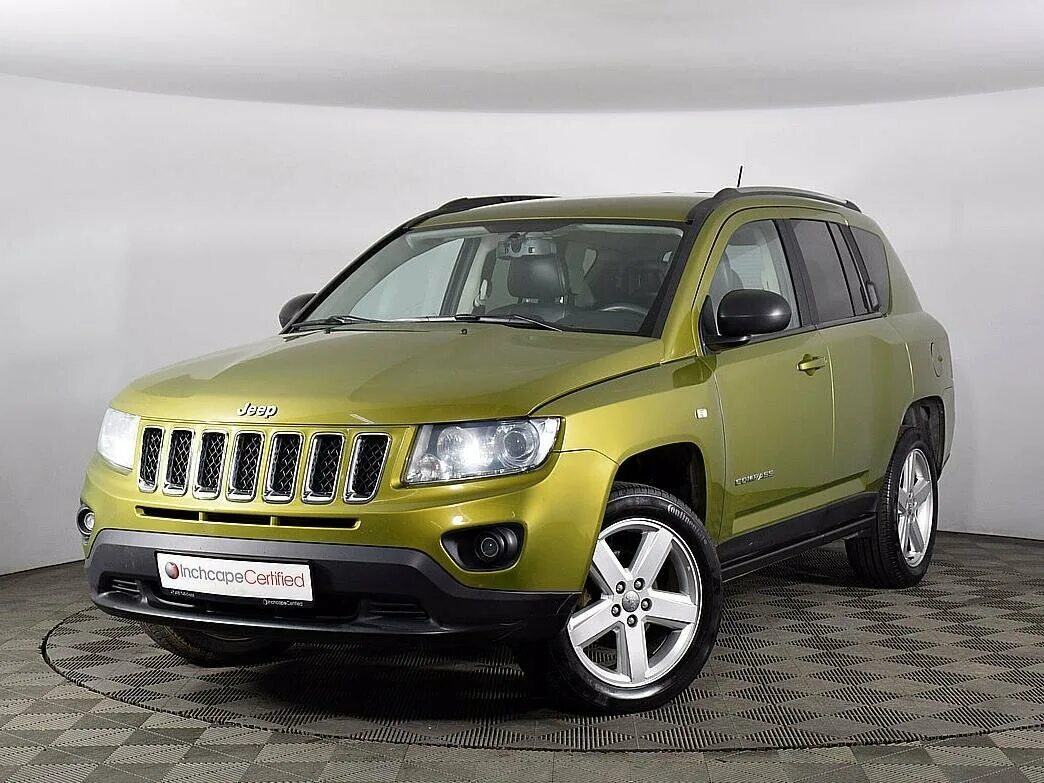 Джип компас 1. Jeep Compass (2g). Jeep Compass 2.4 CVT, 2012. Yellow Jeep Compass. Jeep Compass 2012 on 17 Wheels.