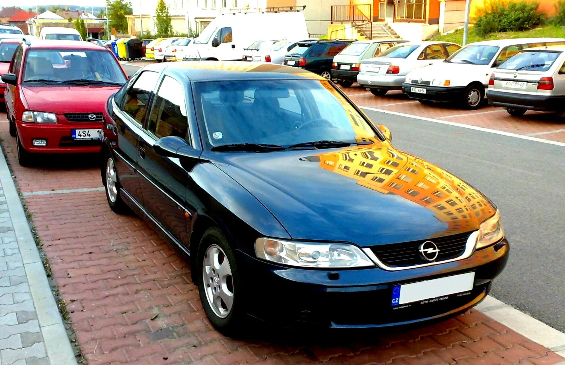 Вектра б бу. Opel Vectra b 2000. Opel Vectra 2000. Опель Вектра 2000г. Opel Vectra a 2.0.