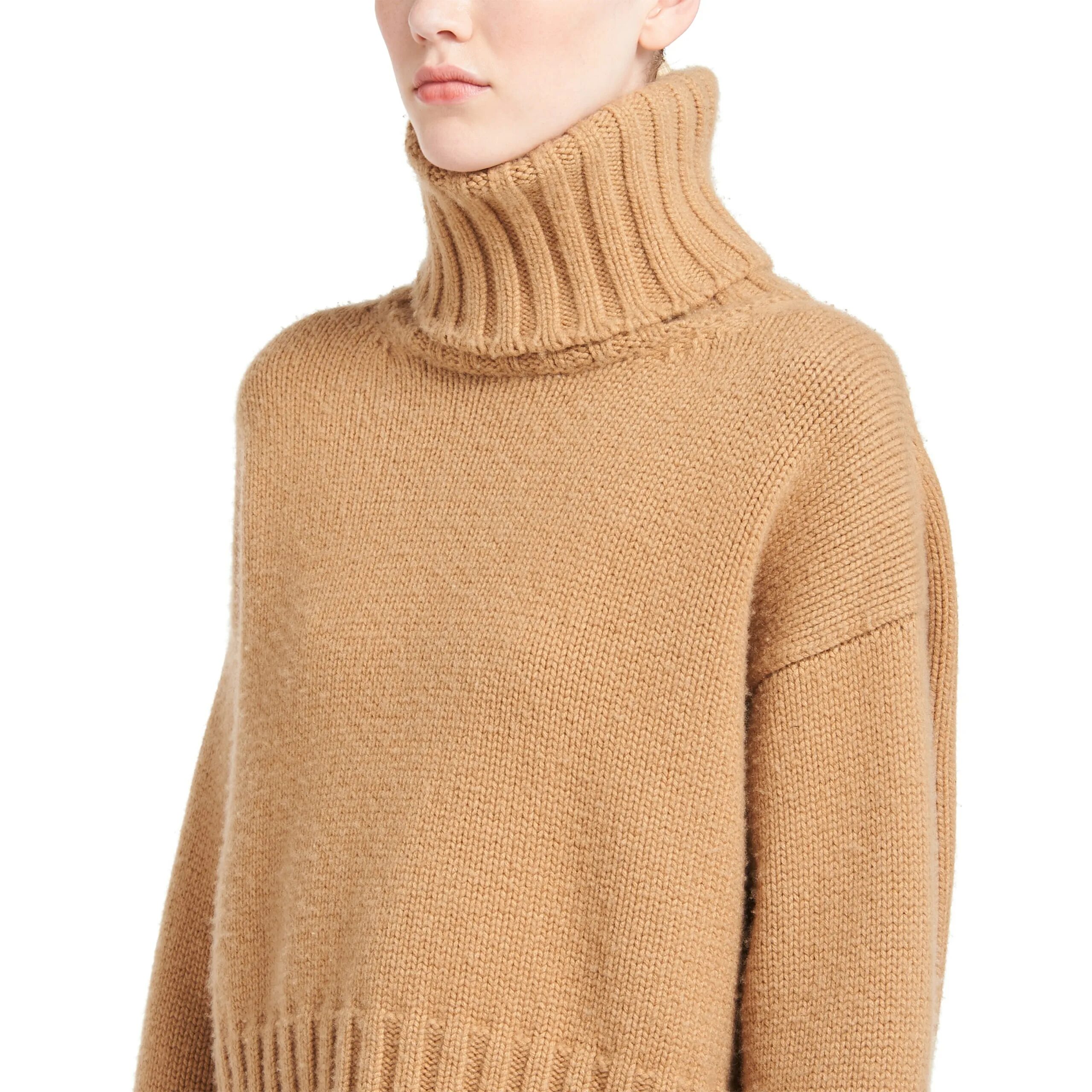 Свитер с оленями шуточный. Уродливый рождественский свитер. Джемпер красный. Свитер с оленями. Водолазка мужская шерсть.