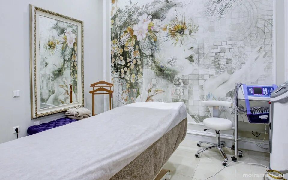 Версаль калуга салон. Версаль салон красоты. Салон красоты версаль аксай. Гостиница версаль смоленск. Салон красоты версаль, посёлок палатка телефоны.