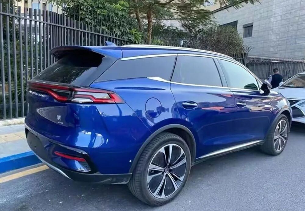 Byd tang 2023. Byd tang 2020. Byd tang характеристики. Byd tang 4wd. Электромобиль byd tang 2022.
