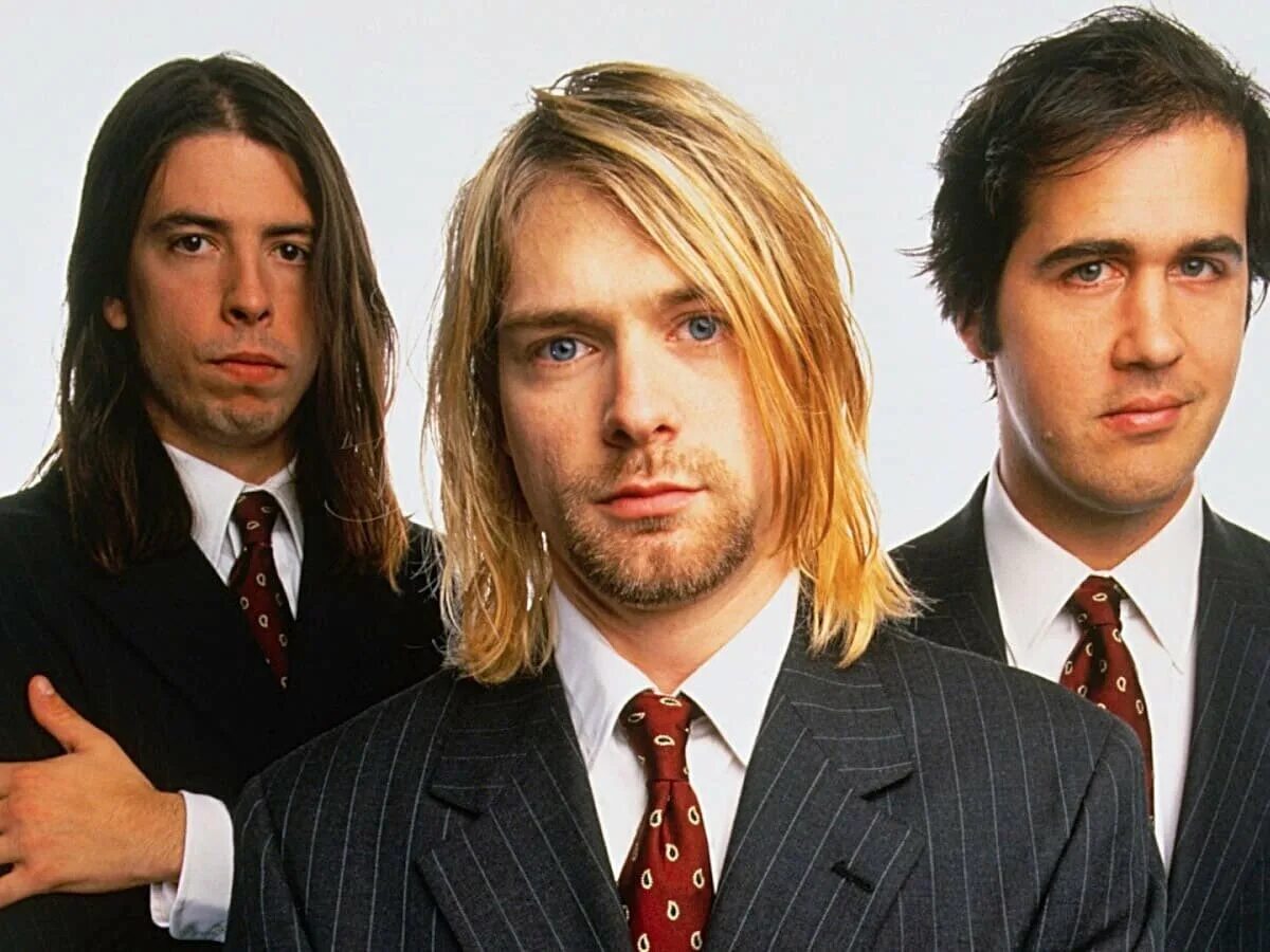 Nirvana музыка. Рок группа Нирвана. Нирвана фото группы. Крист Новоселич и Курт Кобейн. Группа Нирвана Курт Кобейн.