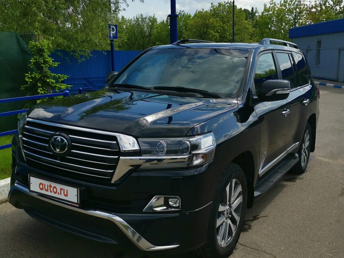Тойота ленд крузер 200 2016. Toyota land cruiser 200 2016. Toyota ленд крузер 200 2016. Toyota land cruiser 200 2016 черный. Ленд крузер 200 рестайлинг 2016.