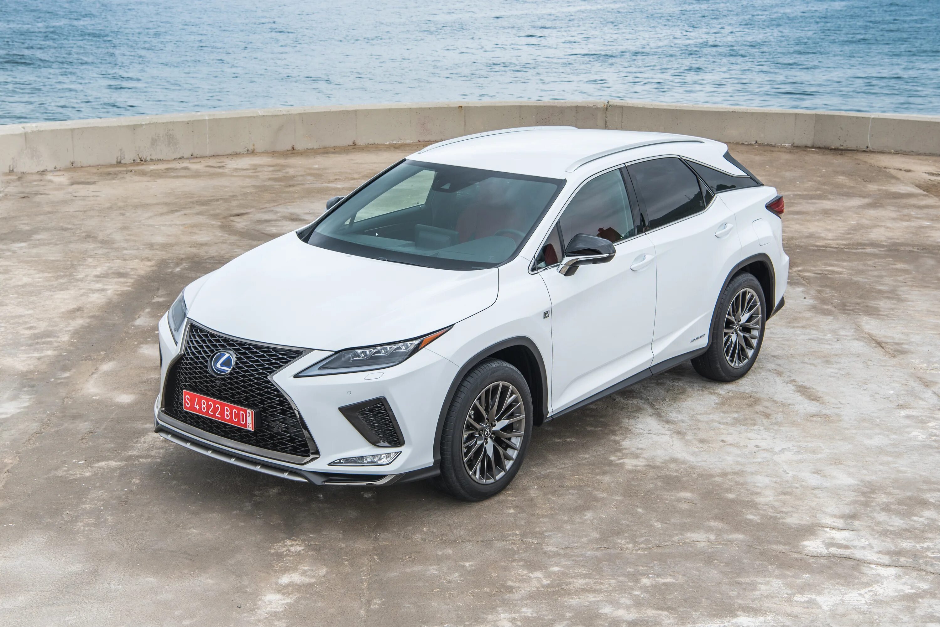 Lexus rx sport. Lexus rx450h f Sport. Lexus RX 450 F Sport. Lexus RX 2020 белый. Lexus RX F Sport 2020.