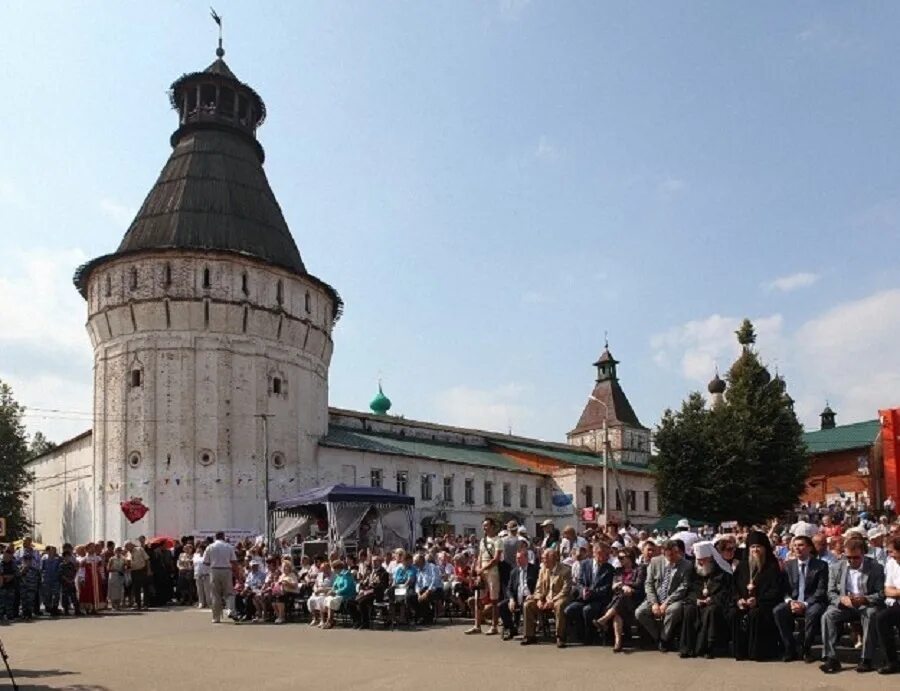 Гул ярославль. Поселок Борисоглебский Ярославская область. Ярославль. Байкин Максим Борисоглебский Ярославской области. Подслушано Борисоглебский Ярославская область.