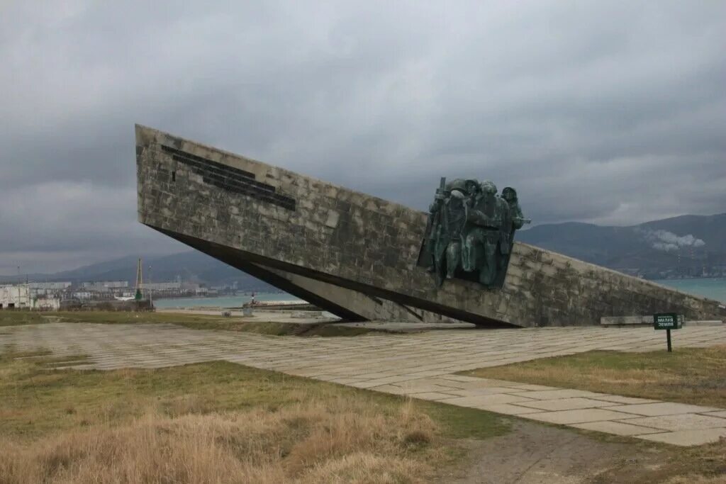 Битва за новороссийск. Новороссийск малая земля 1943. Плацдарм малая земля Новороссийск. Новороссийск десант малая земля. Оборона Новороссийска малая земля.