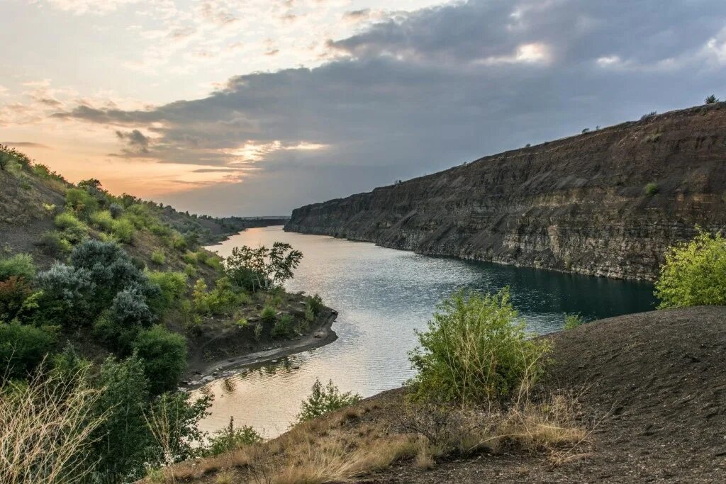 Пляж абрикос в ростове-на-дону. Городской пляж ростов-на-дону. Карьера ростов на дону. Карьер ростов на дону западный. Элсико ростов на дону.