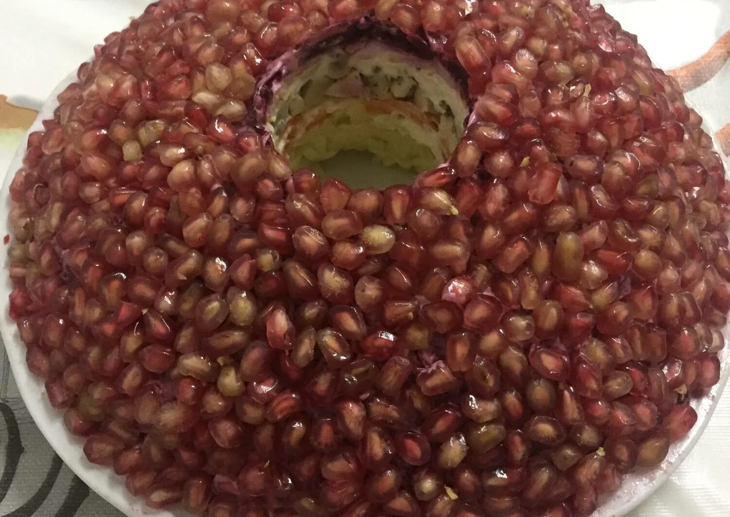 Гранатовый браслет салат. Салат гранатовый браслет в разрезе. Гранатовый щербет. Гранатовый браслет салат классический. Гранатовый браслетсалаь.