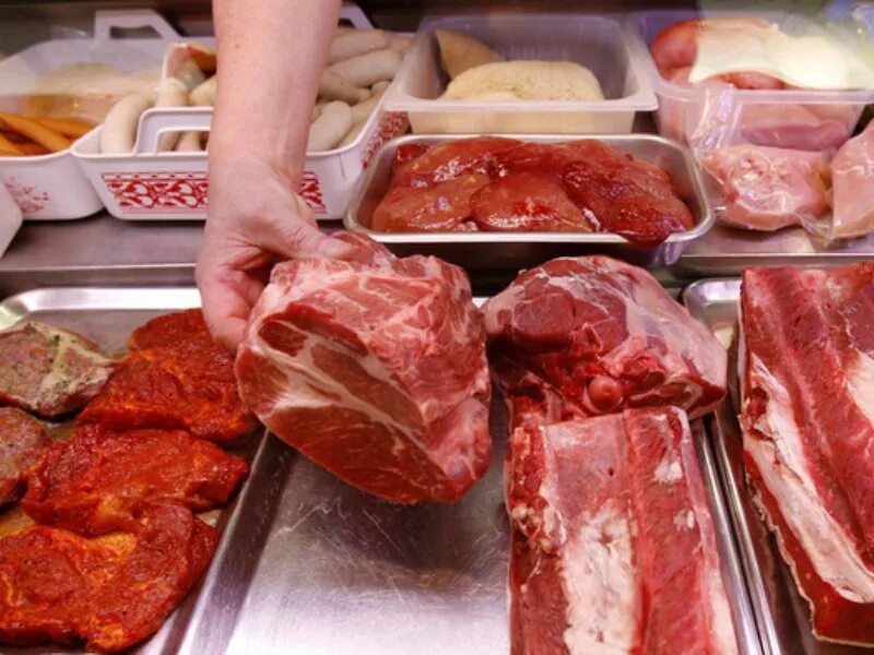 Красное мясо на Центральном рынке. О торговле не качествиным мясом. Мясной рынок в Воскресенске. Сбыт мяса