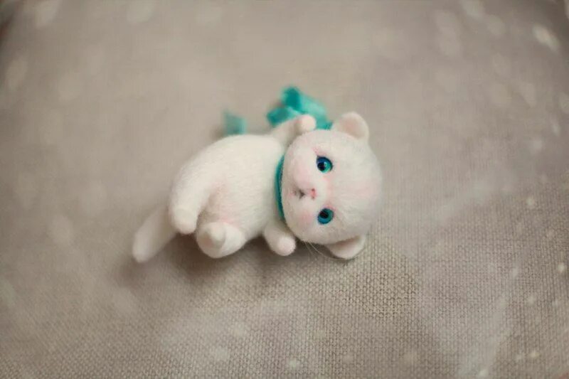 Mr hopps playhouse 2 игрушка. Hope toy. Hope toy. Миниатюрные валяные игрушки. Интерактивный радужный хаски vtech.
