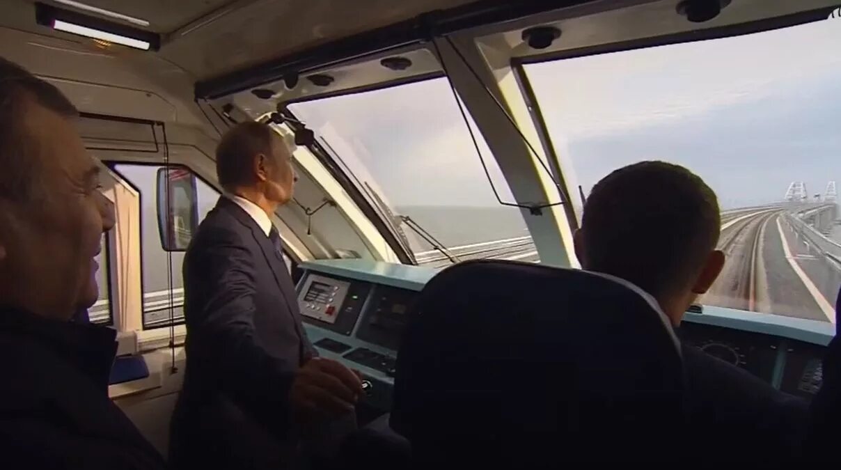 Движение поездов по крымскому мосту. Движение поездов по крымскому мосту