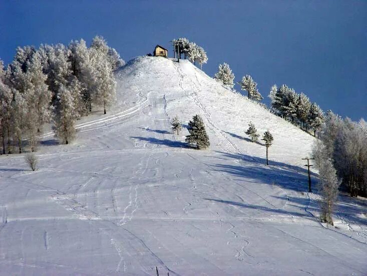 Ашатли тулва горнолыжный комплекс. Ашатли горнолыжный курорт пермский край. Горнолыжная база «ашатли-тулва». Ашатли тулва горнолыжный комплекс. Ашатли парк бардымский район.