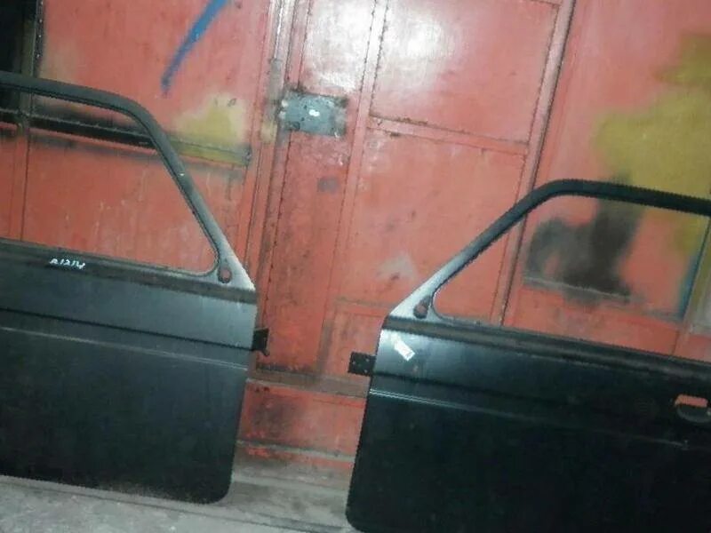 дверь 21213 бу. левая дверь на ниву 21213 цена бу. дверь ваз 21213. форточка передней двери нива 2121. дверь левая ваз 21213 артикул.