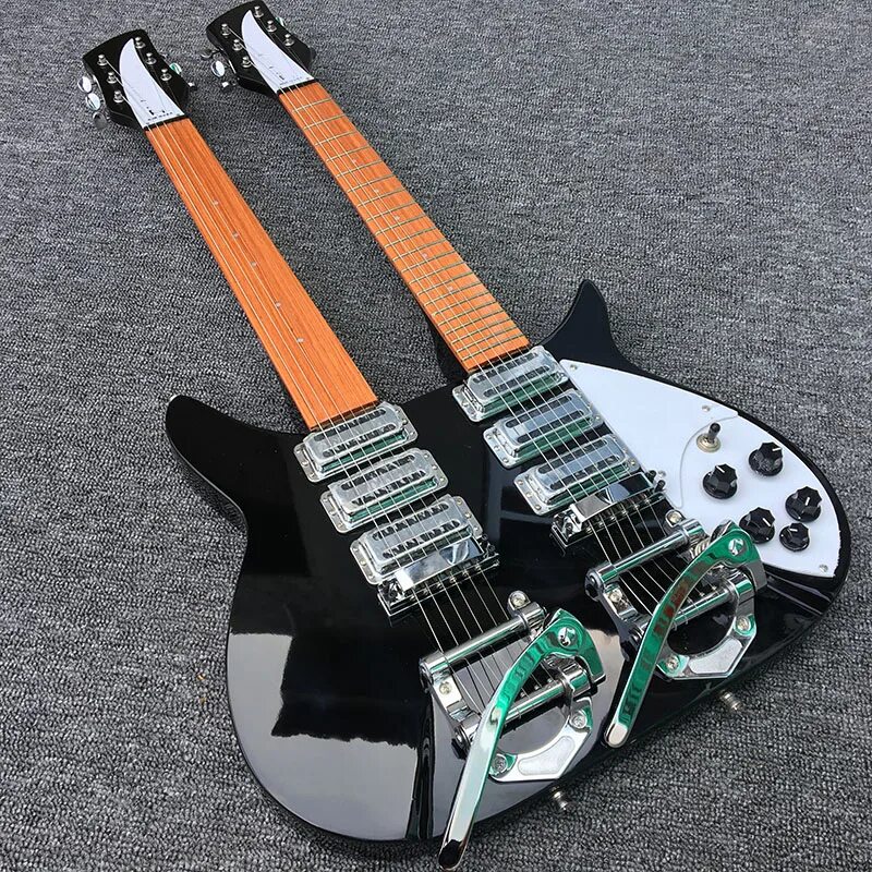 Японские электрогитары. Электрогитара Rickenbacker 325. Гитара Крунк 2 грифа. Двухгрифовая бас гитара. Бас гитара 2 грифовая.