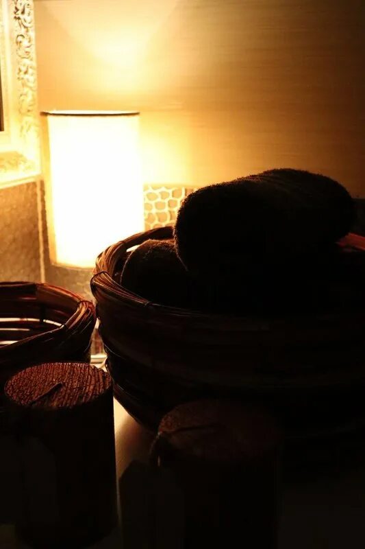 Алла бергер. Номер массажистка. Салон эротического массажа девушки. Массаж картинки. Ночной досуг.