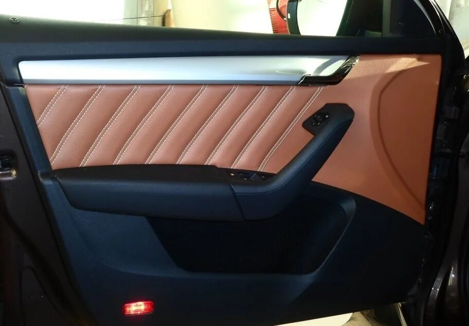 Снять обшивку двери шкода а7. Дверные вставки шкода октавия а7. skoda octavia a5 fl перетяжка двери. дверные вставки октавия а5 фл скаут. вставки в двери салона шкода октавия а7.
