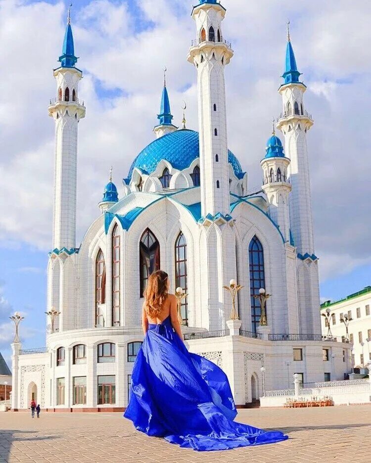 Кул шариф казань экскурсии. Казань танцы кул шариф. казань синее голубое кремль. тур в казань из липецка. индивидуальные туры казань.