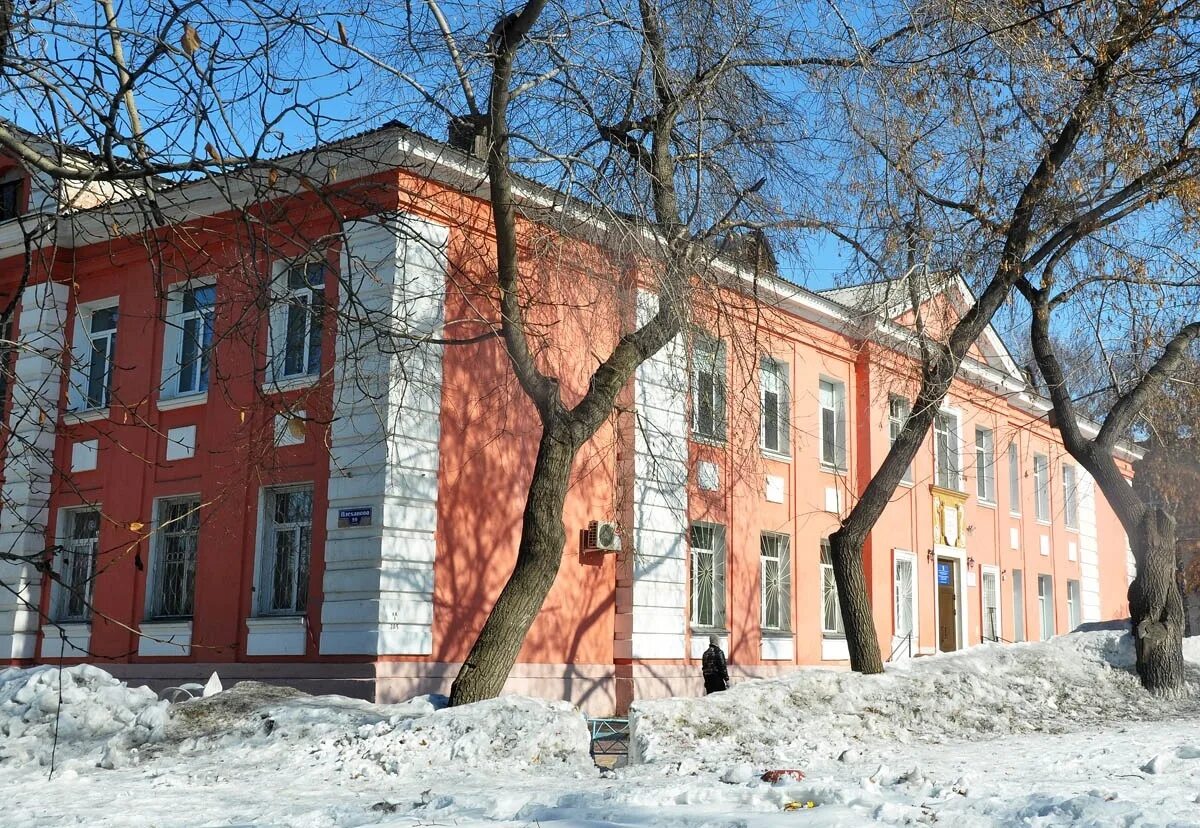 Школа 72 омск. Директор школы 72 омск. Сайт школы 72 омск. Школа 72 одесса. Директор 91 школы омск.