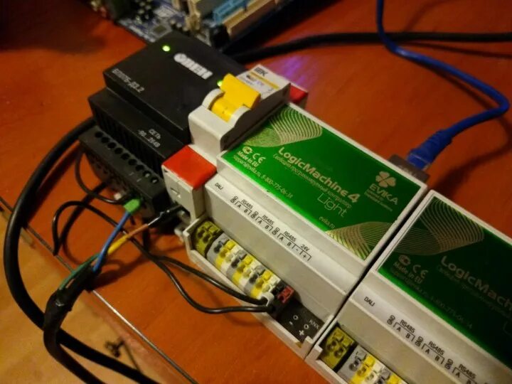 Logic machine. Evika logicmachine3.1. logic machine 3 light. logic machine 4.