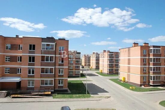 Деревня горчаково поселение первомайское москва. Город волгодонск улица строителей 2. Птичное новая москва. Москва пос первомайское д горчаково ул школьная эко парк горчаково. Экопарк горчаково.