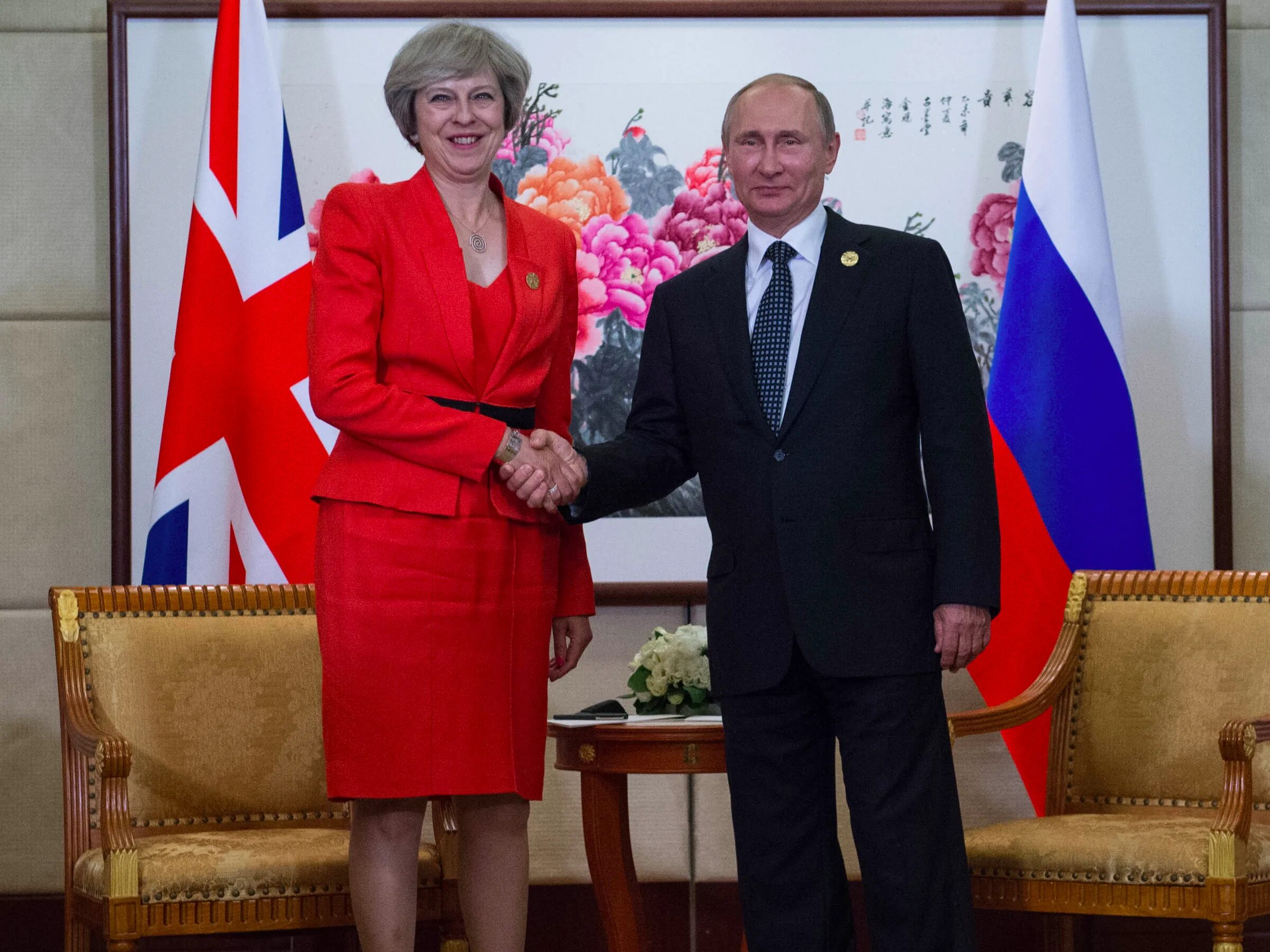 Russia British relations. Russia President British relations. Britain , Russia . America leaders. Russians in Britain.