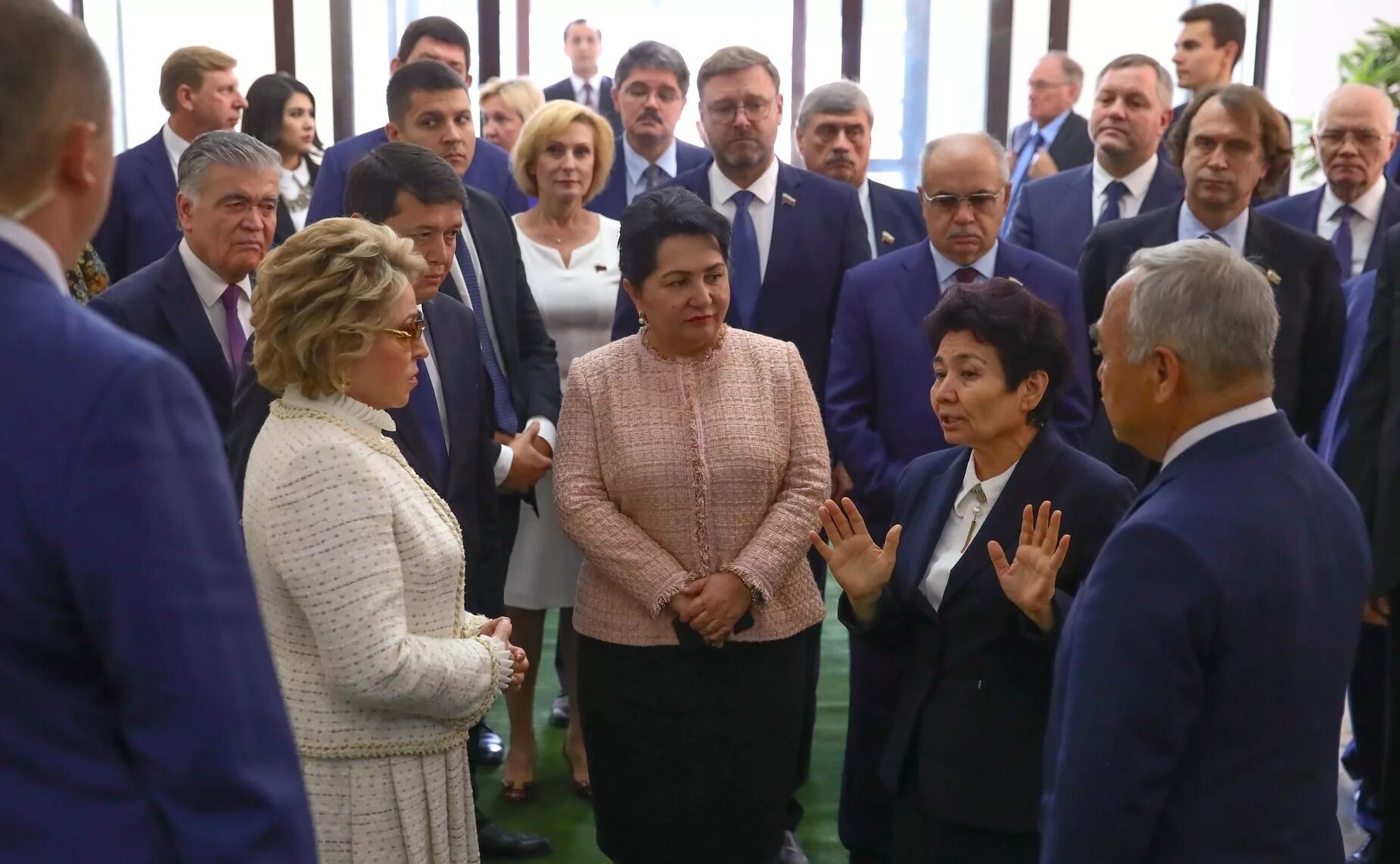 визит официальной делегации