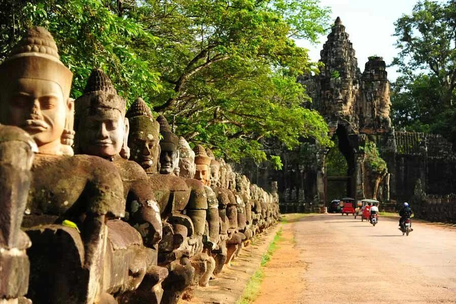 Siem Reap Камбоджа. Ангкор Камбоджа. Сием рип Камбоджа 2022. Кхмерская Империя Ангкор.