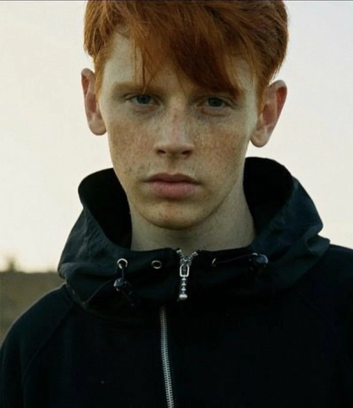 Парень с веснушками. Рыжий парень с веснушками. Linus wordemann. Рыжий парень с веснушками. Рыжий парень с веснушками.