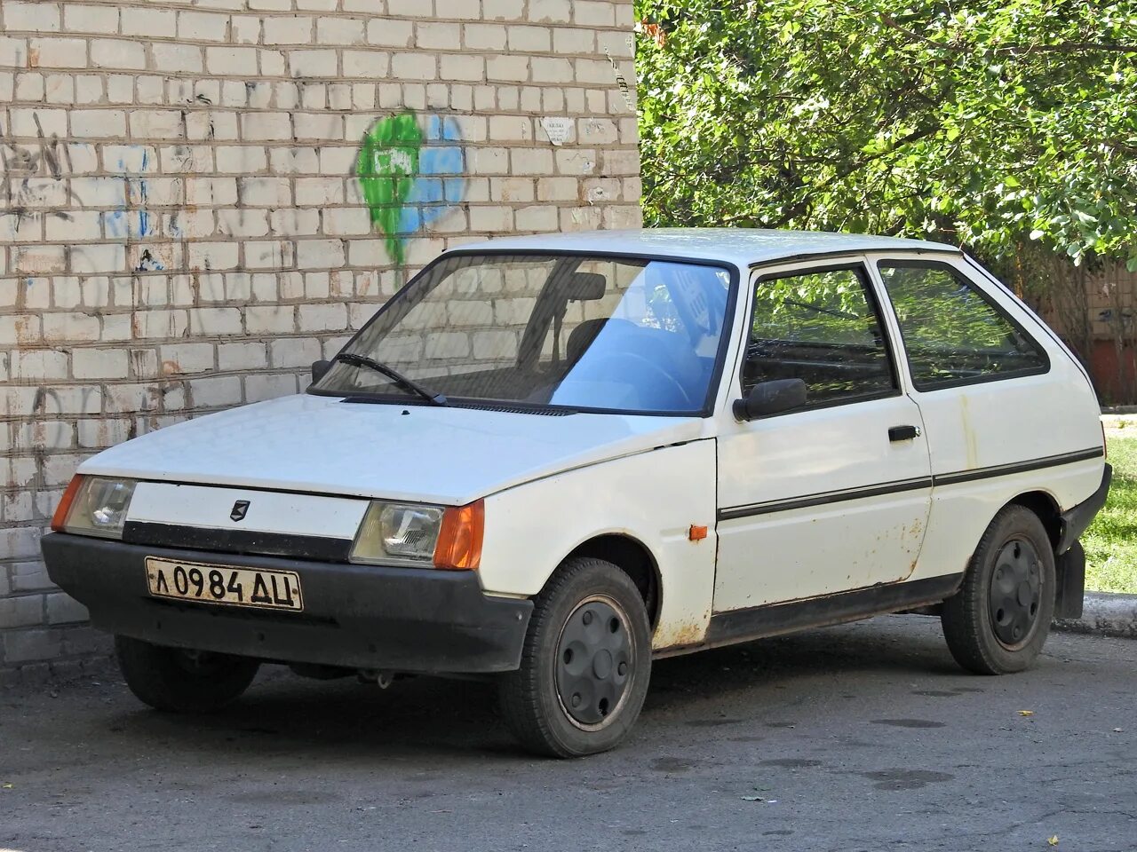 Таврич. ЗАЗ-1102 «Таврия». Машина Таврия 1102. ЗАЗ 1102 «Таврия» 1102. ЗАЗ-1102 Таврия ранняя.