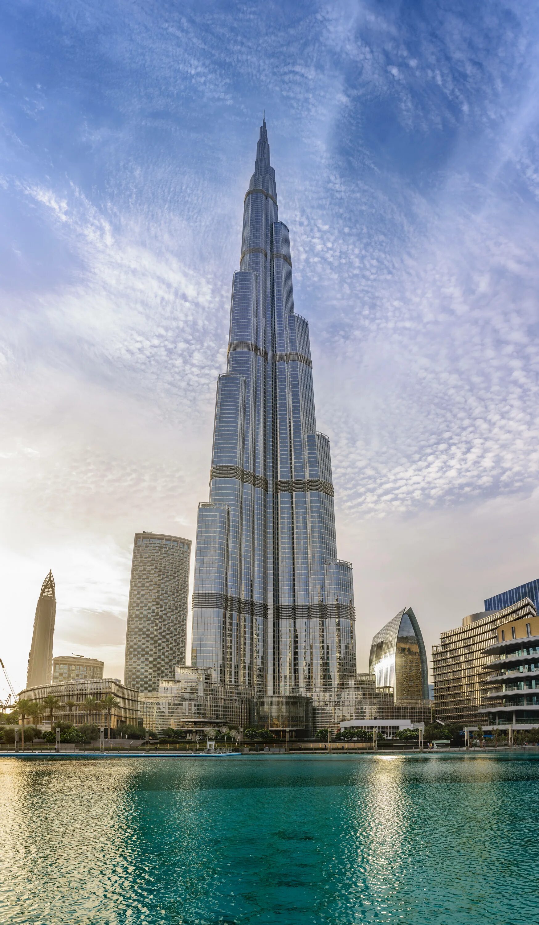 Бурдж халифа цена 2024. Бурдж-Халифа Дубай. Башня Бурдж Халифа в Дубае. Дубай здание Бурдж Халифа. Бурдж Халифа 2008.