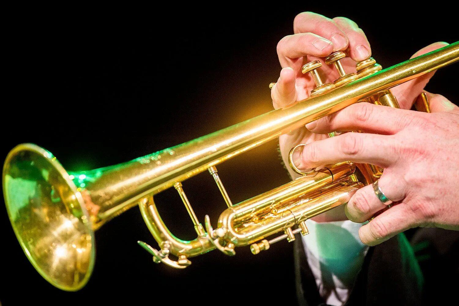 Звук трубы победы