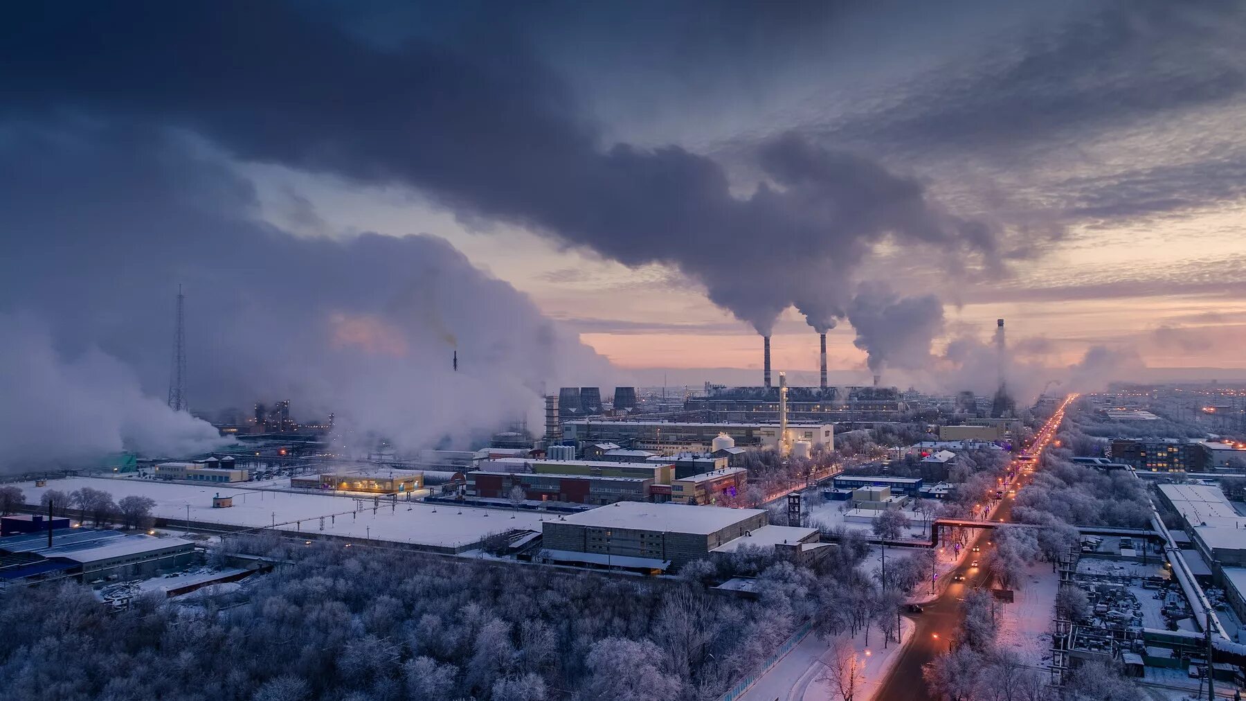 Тэц северсталь. Западно сибирский металлургический завод новокузнецк. новокузнецк промзона. завод зсмк новокузнецк. череповец северсталь завод зимой.