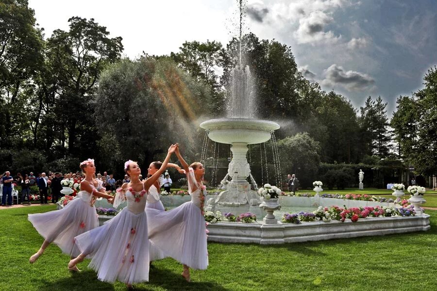 екатерининский парк царское село садик. царское село фонтаны. мраморный фонтан в царском селе. мраморный фонтан в екатерининском парке. мраморный фонтан в царском селе.