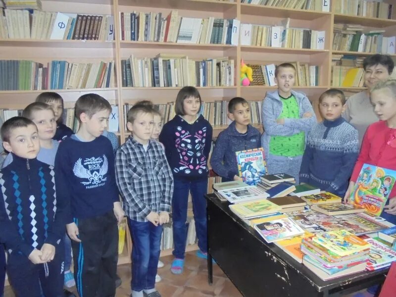Более пятисот книг